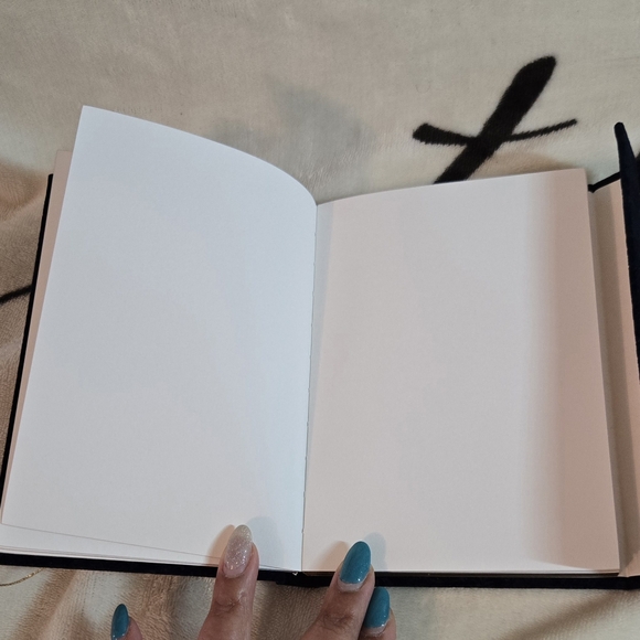 💥 Brand New Christian Dior Notebook - Picture 8 of 11